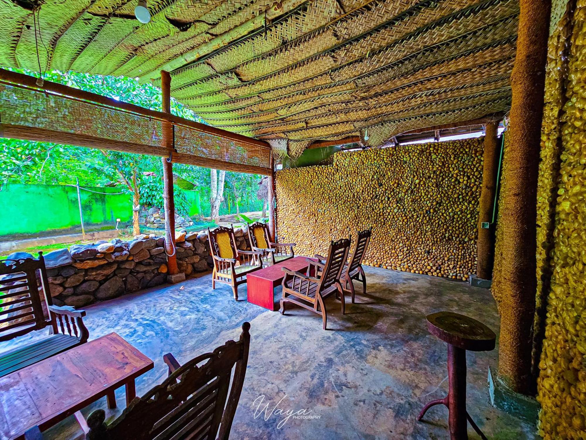 Elephant Paradise Safari Bungalow 우다왈라웨 외부 사진